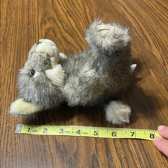 NWT Gray Wolf Stuffed Animal Toy - Picture 7 of 7
